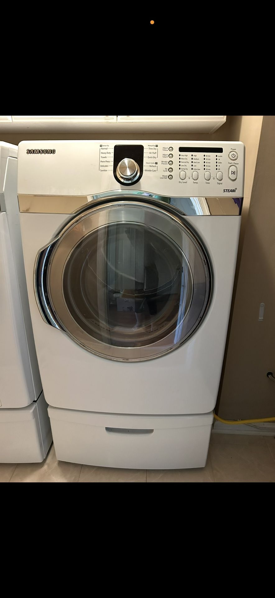 Gas Dryer - Great Condition - Drawers Separate