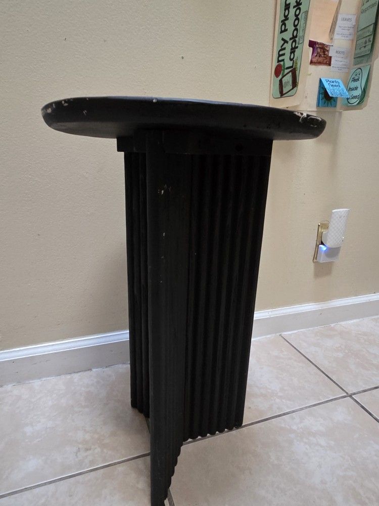 Black Side Table