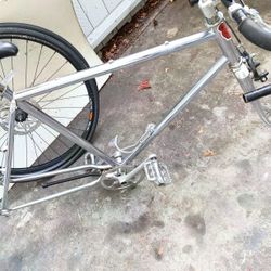 KHS Single Speed Bicycle (700cc)