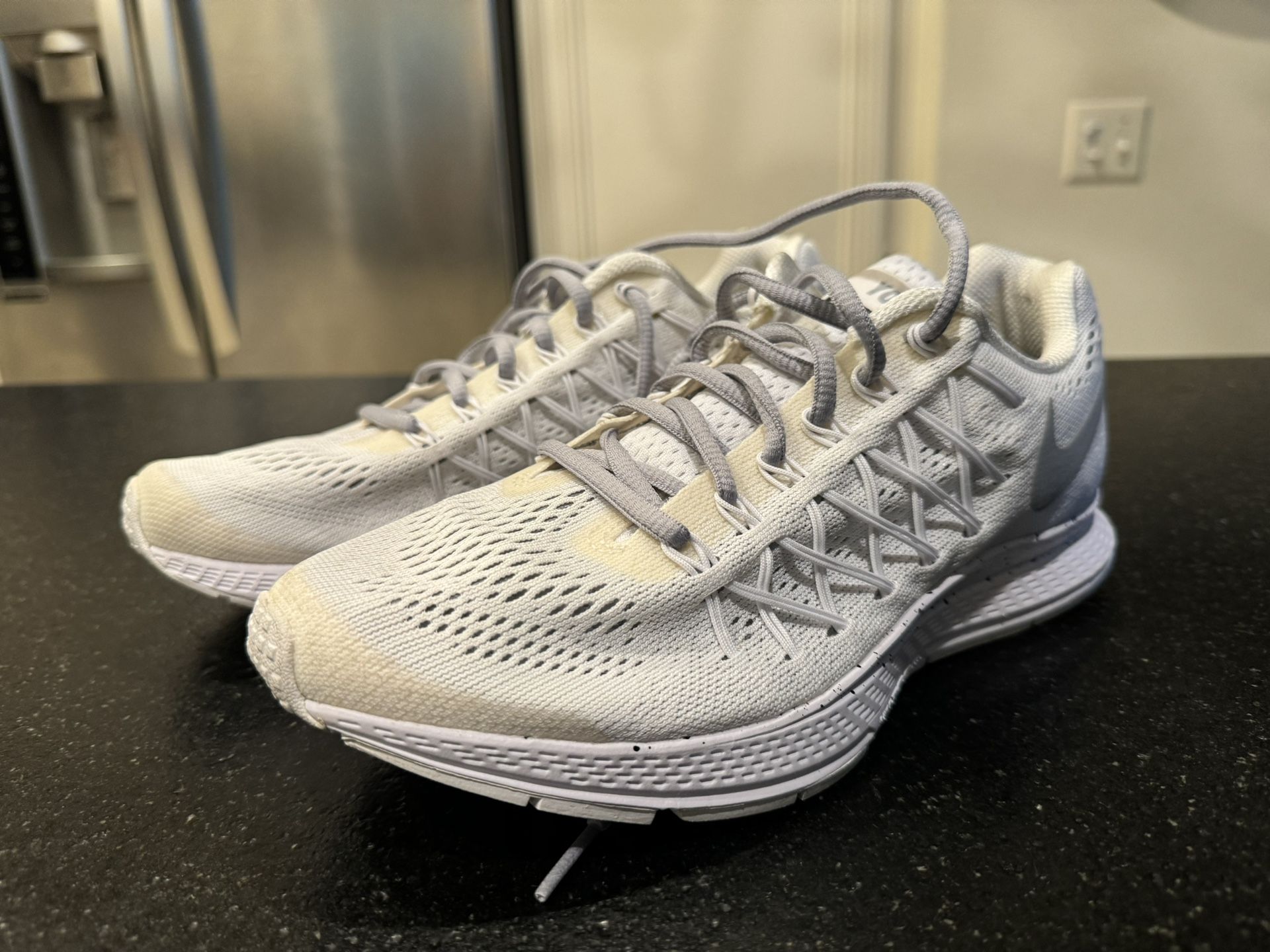 Nike WOMEN’s Air Zoom Pegasus 32 Size 8