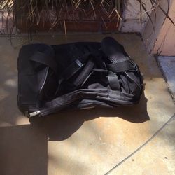 Collectible Med Size Duffel Bag With 2 Wheels And Adjustable Handle