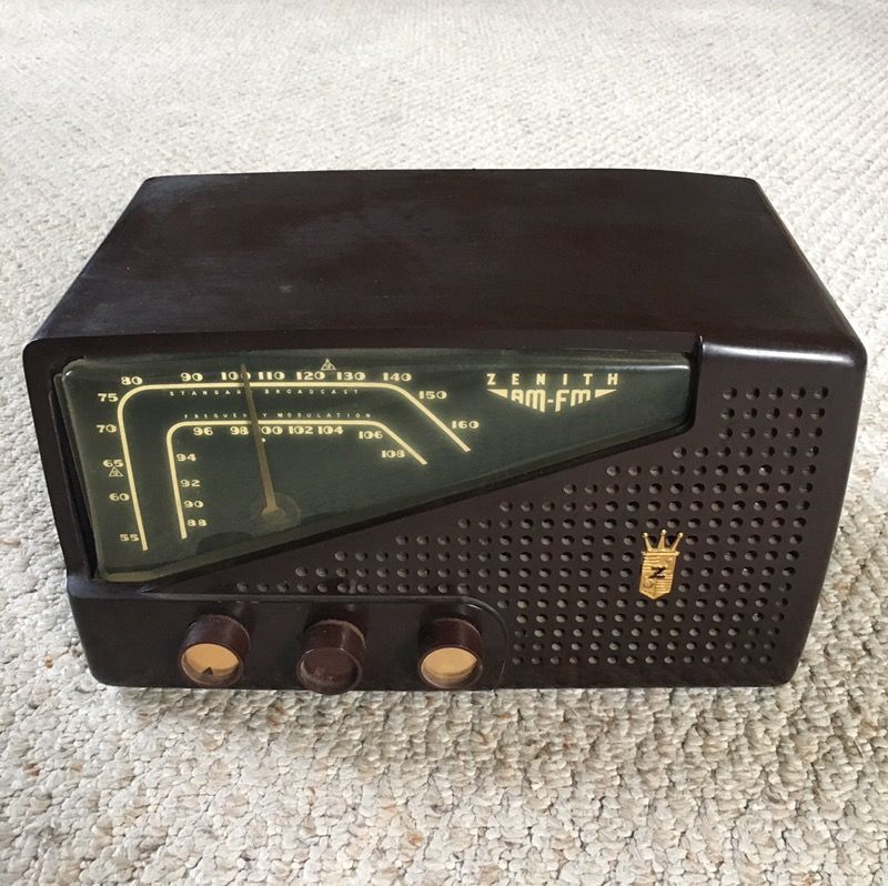 Vintage 1950s Zenith AM-FM Tube Radio Model L721 - WORKS!!