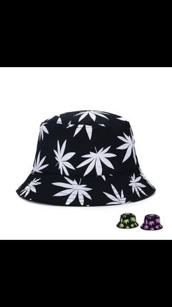 Black and white marijuana bucket hat