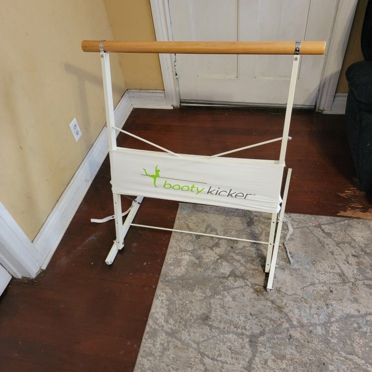 Booty Kicker Portable Exercise Barre Ballet