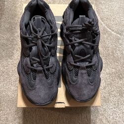 Yeezy 500 Utility Black Size 8.5 $240 OBO