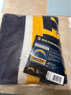Charger pillow and throw