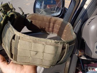 One Tigris tactical belt, one Tigris gun holster and condor m4 and m16 ammo holster bag  triple double stacked