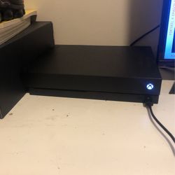 Xbox One X