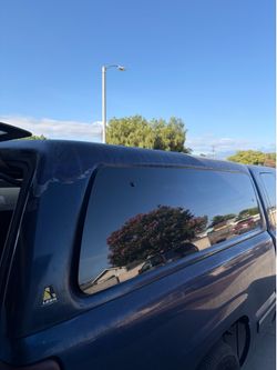 Camper shell