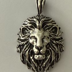 925 Silver lion pendant unisex