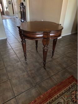 Ethan Allen Tuscany Marquetry End Table With Castors 29” round X 28” tall Absolutely Stunning FIRM Located in Fountain hills