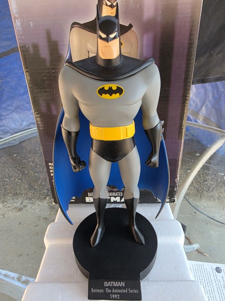 DC Comics Classic Animation Maquette Series Batman statue