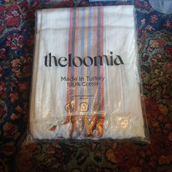 Theloomia Oversized Turkish Towel