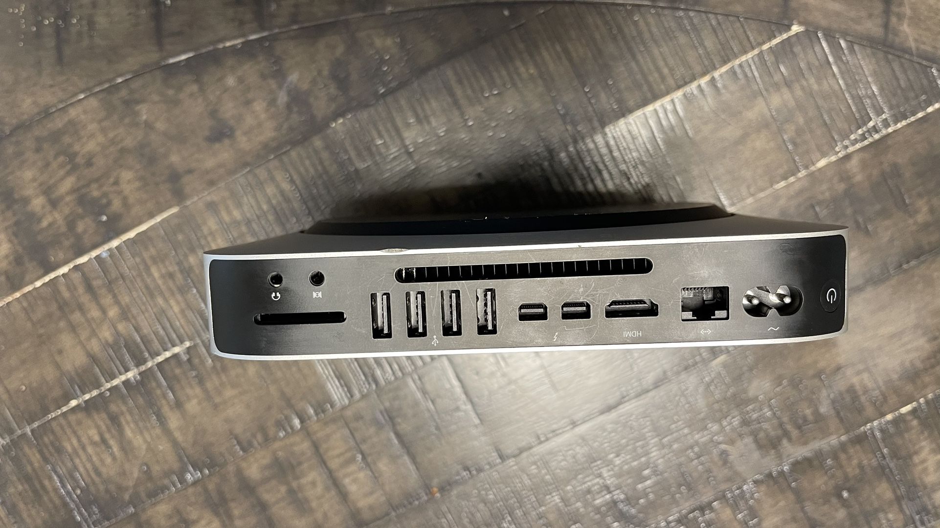 Apple Mac Mini Late 2014 Intel Core i5 500 GB SSD GB RAM - Main Image