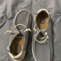 Hey Dudes Ladies 10wide $20