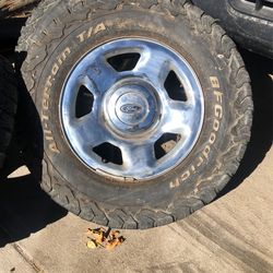 275 70 17