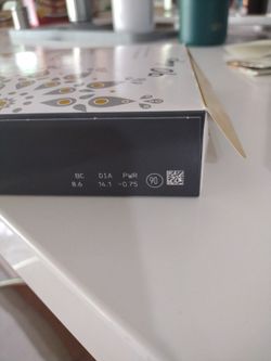 Contact Lenses PWR -0.75