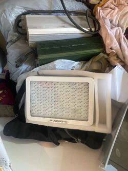 LED grow lights and amps