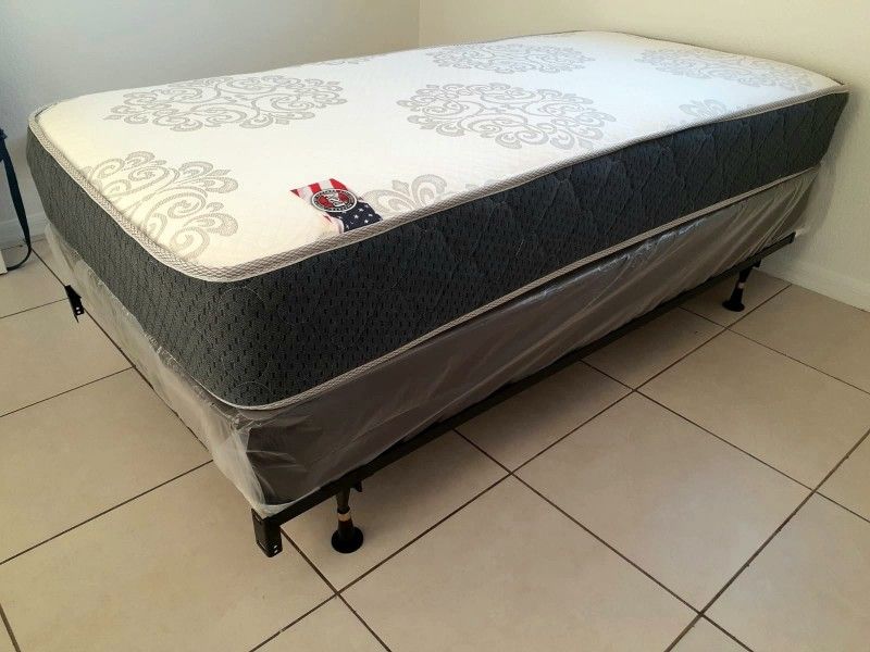 NEW TWIN MATTRESS with BOX SPRING👌Bed frame is not included