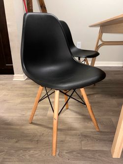 4 Set Eames Style Dining Chair
