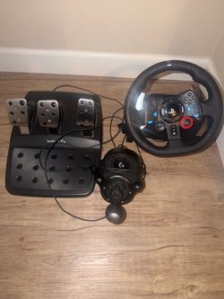 Logitech G29 Racing Wheel with Pedals and Shifter