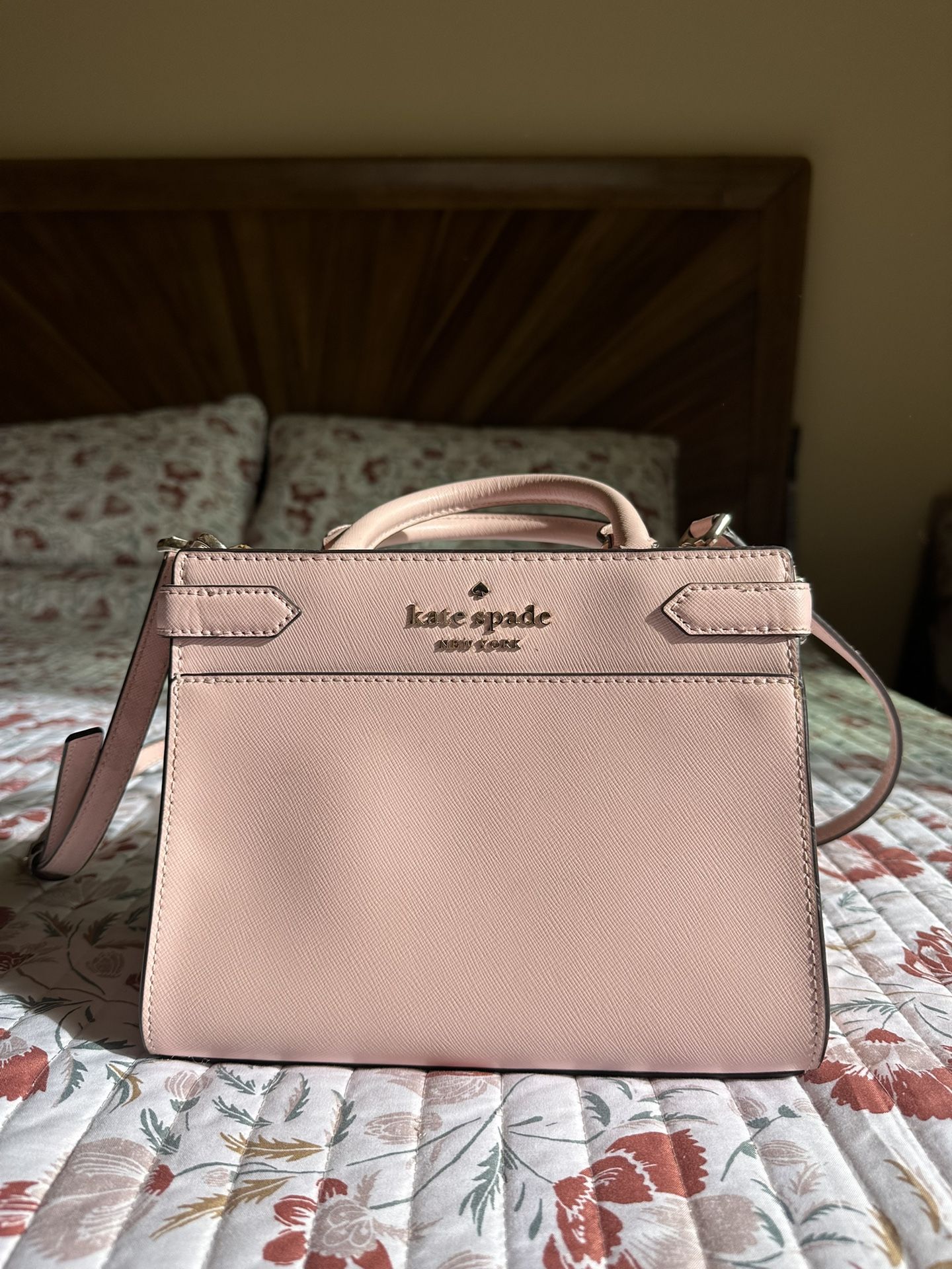 Kate Spade Crossbody / Top-Handle Bag