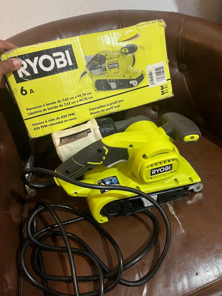 RYOBI6 Amp Corded 3 in.W x 18 in.L Portable Belt Sander
