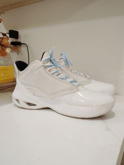 Nike Jordan Max Aura 4