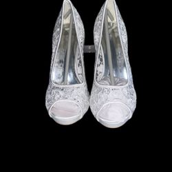 Women’s White Lace Heels