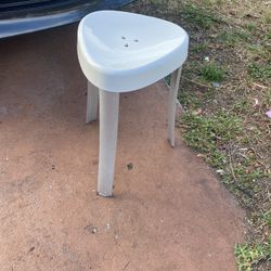 Corner Shower Stool - Triangular Spa Shower Seat