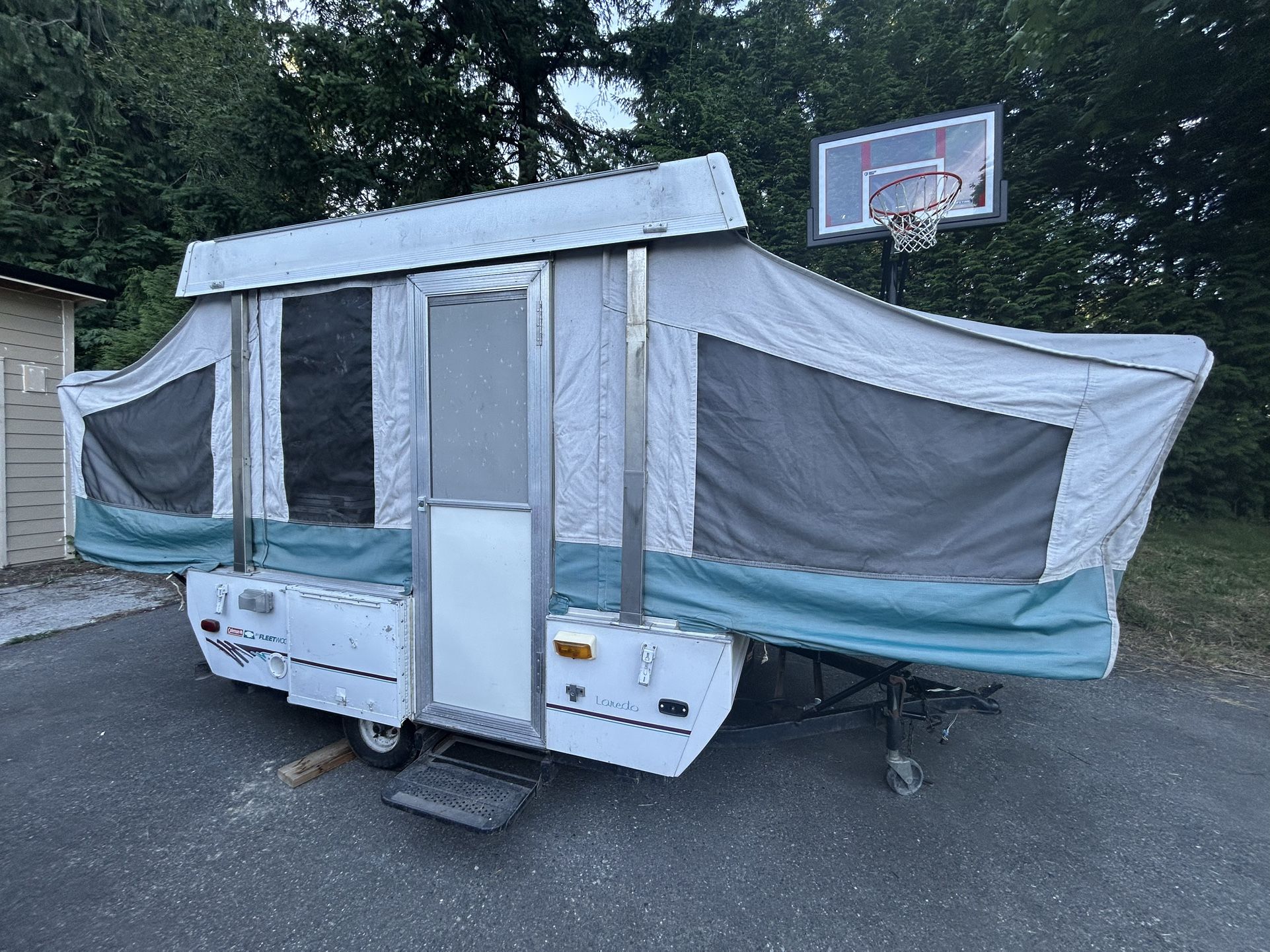 1996 Coleman by Fleetwood Laredo - Tent Trailer