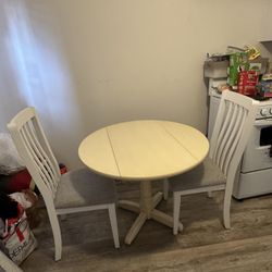Dining Table 2 Chairs $75