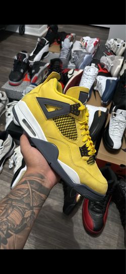 Lighting 4s Sz 12 no box