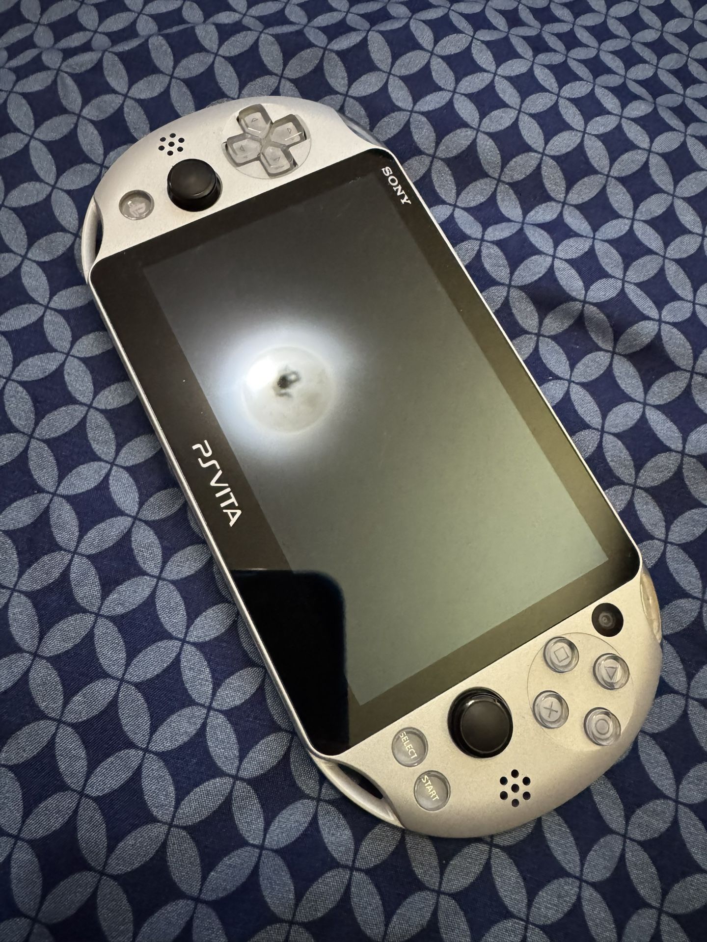 Modded Silver Ps Vita 2000 256 GB