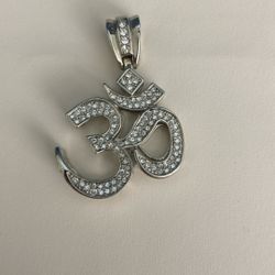Aloe jewelers cross charm/pendant