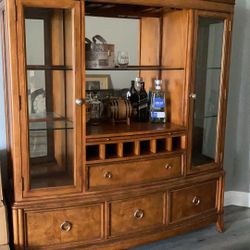 China  Cabinet
