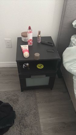 Night stand