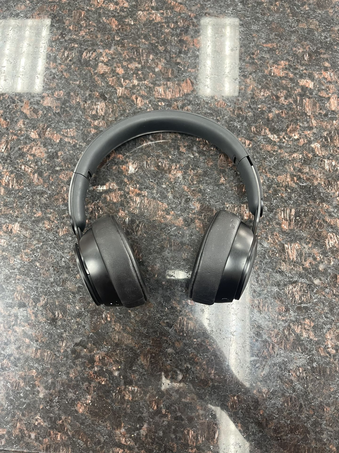 Beats Solo Pro Headphone