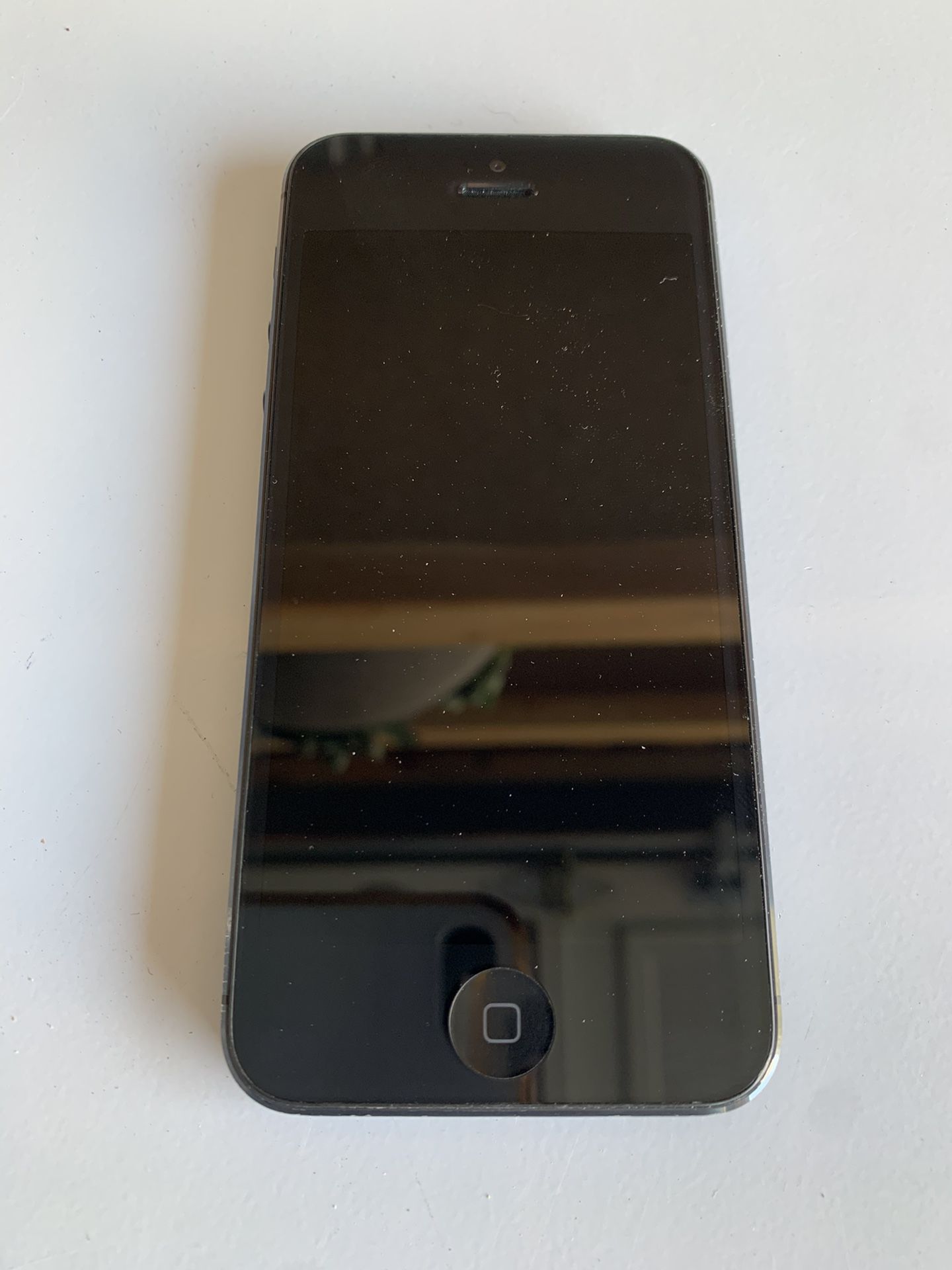 iPhone 5 / Model: A1429 / Black / 16GB / Sprint / RESET TO FACTORY SETTINGS