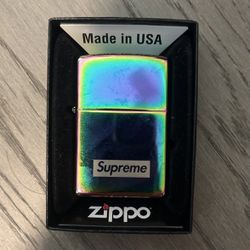 Supreme Zippo 