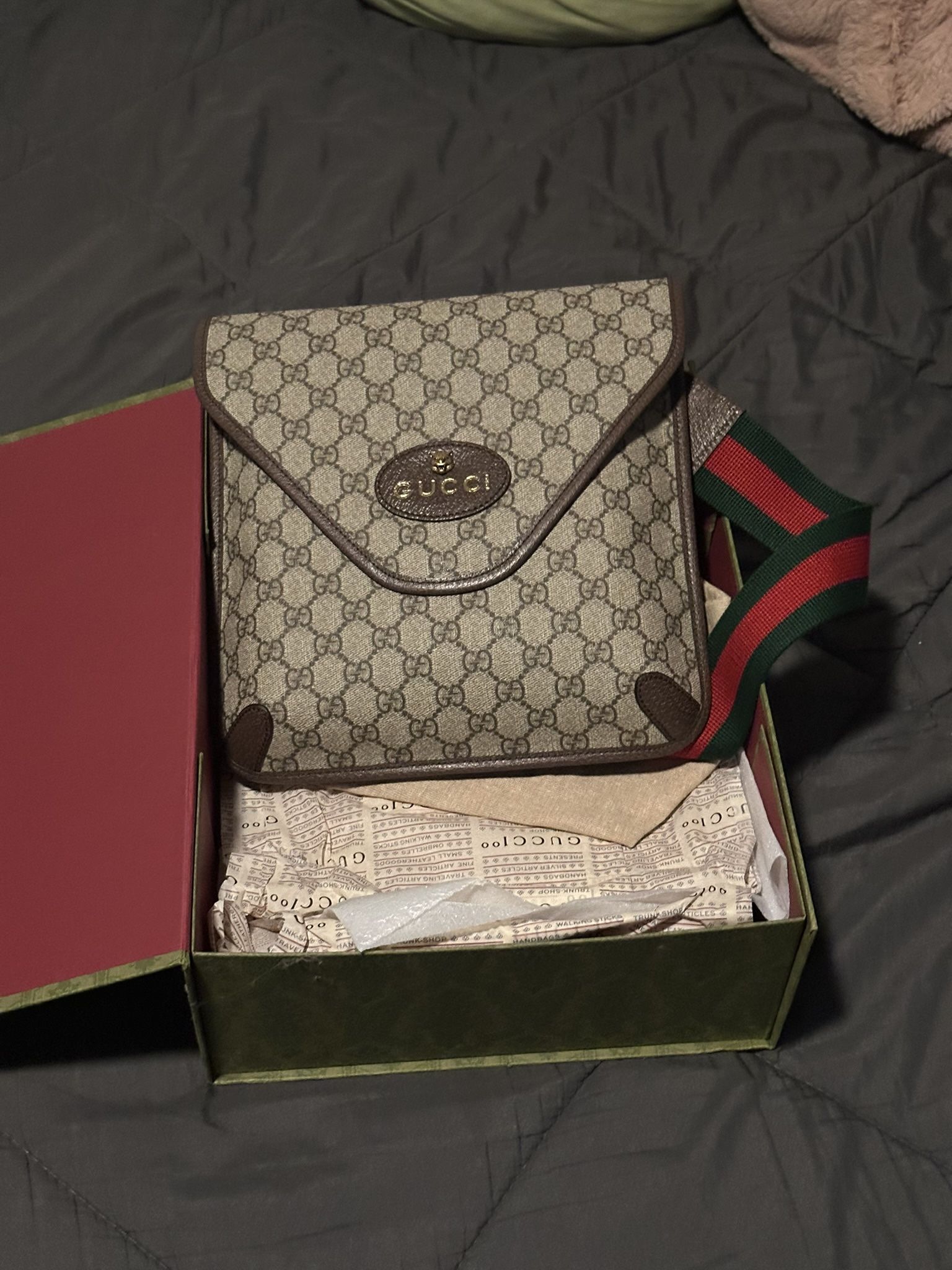 Gucci Messenger Bag