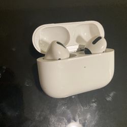 Apple AirPods 3