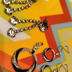 Vintage Rhinestone & Enamel Jewelry Set