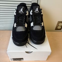 Air Jordan 4s White Thunder