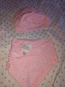 Baby girl bib and hat
