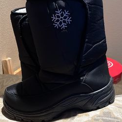 Big Girls Snow Boots Size 5