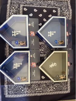 Dodger Dog Bowl / white Sox dog bowl