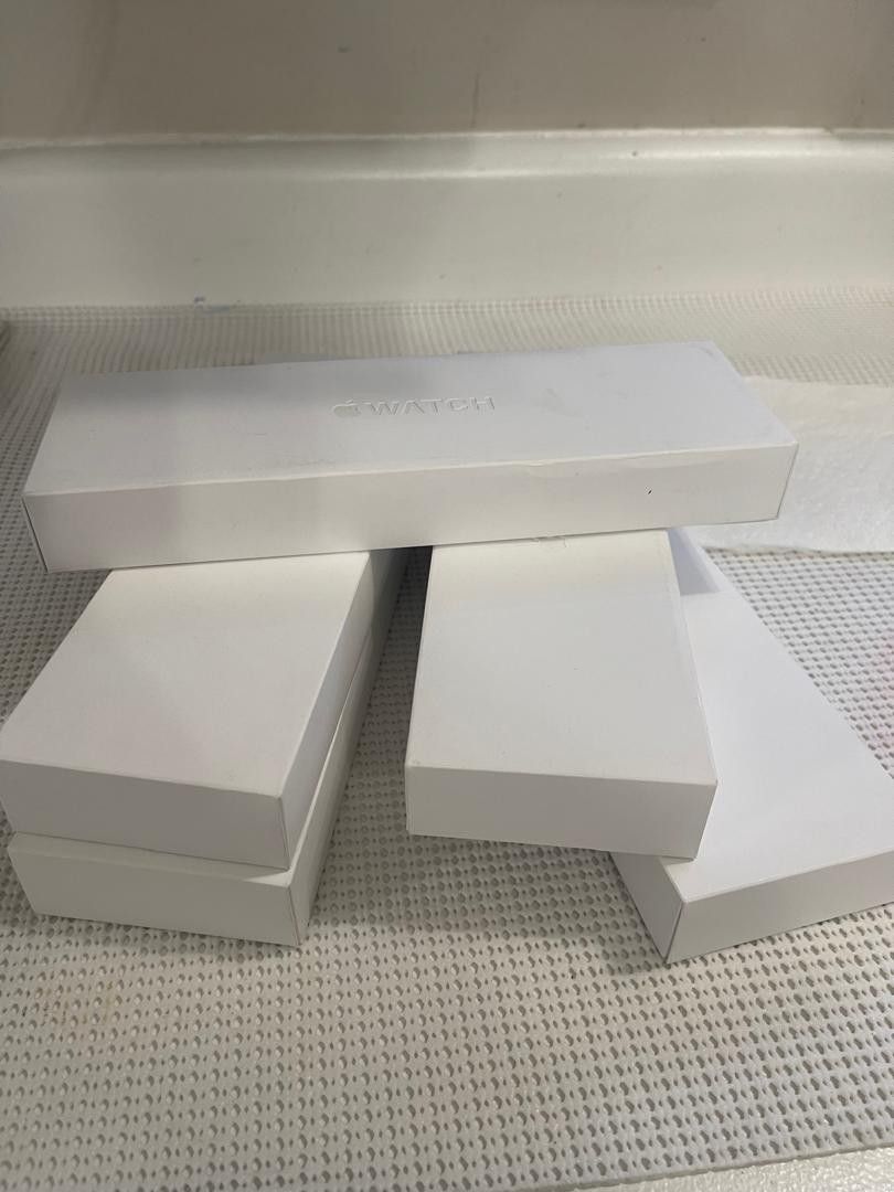 Ipple Watch 11  42mm Gps New