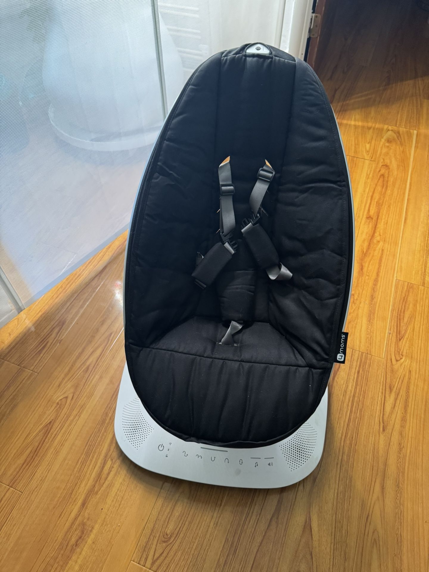mamaRoo multi-motion baby swing, Black 4moms