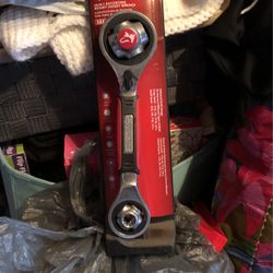 Husky 48 and one ratchet socket wrench